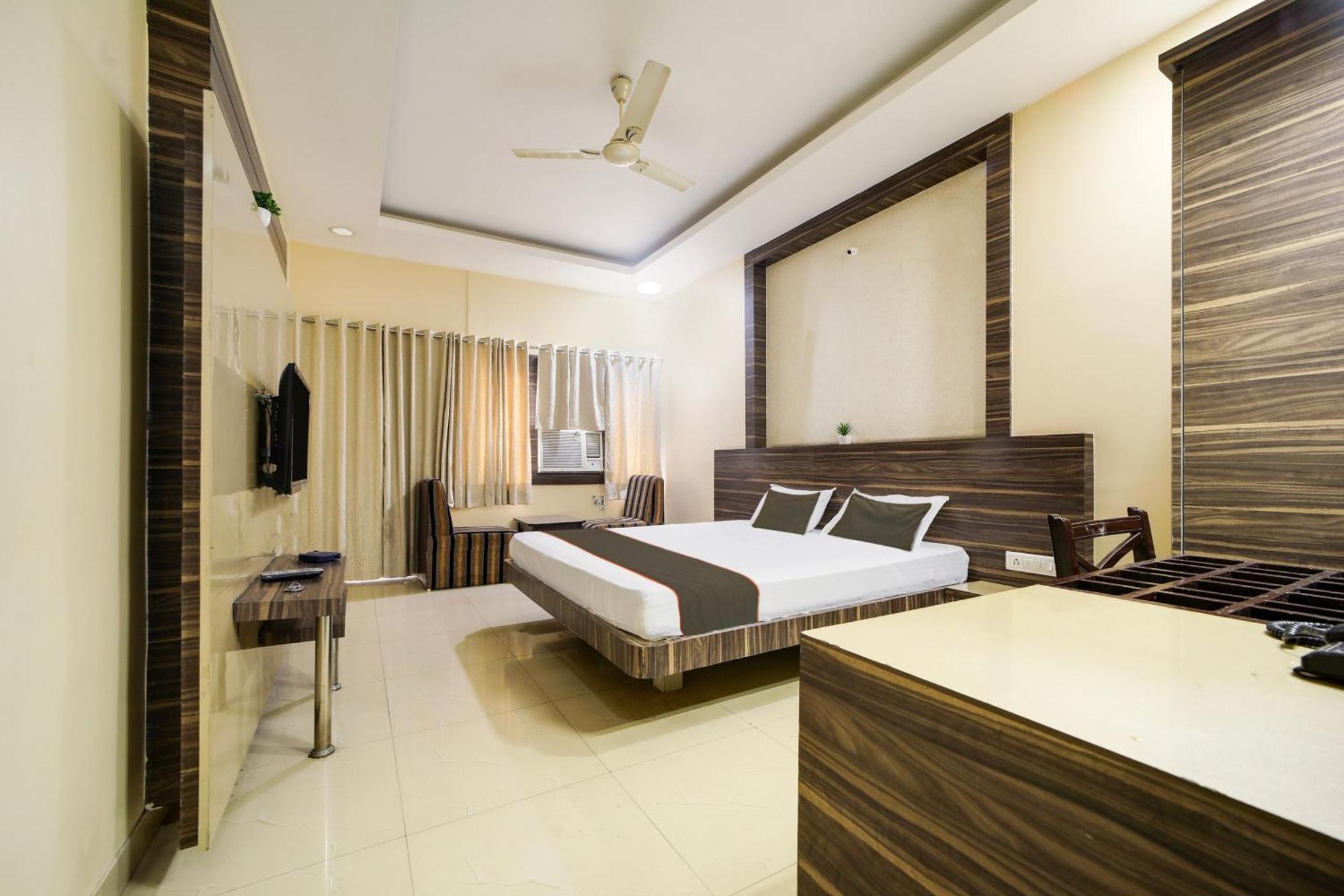 בהופאל Collection O Hotel Silver Inn מראה חיצוני תמונה