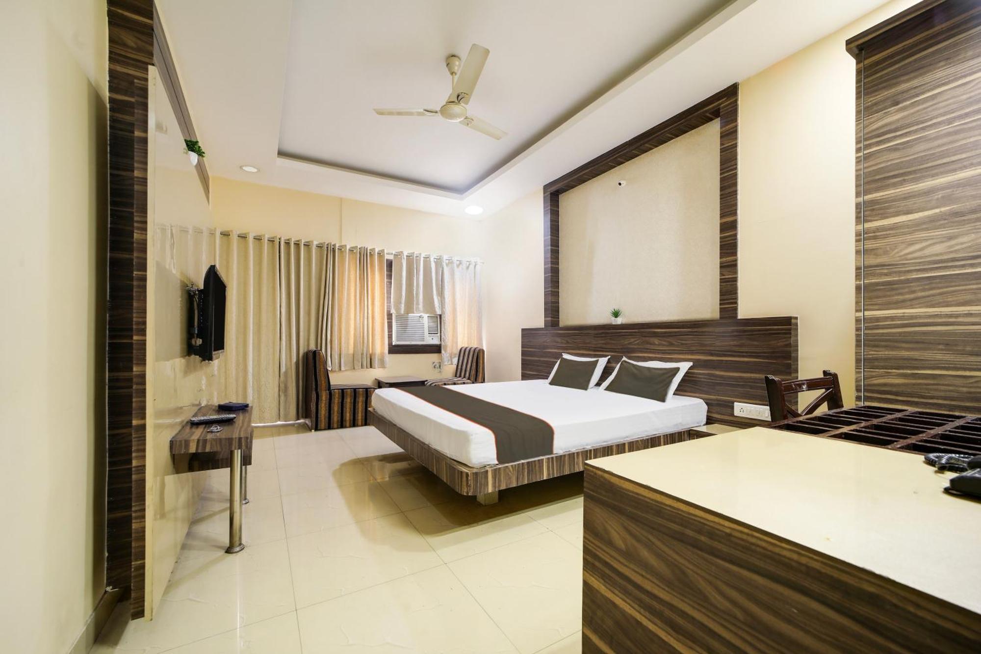 בהופאל Collection O Hotel Silver Inn מראה חיצוני תמונה